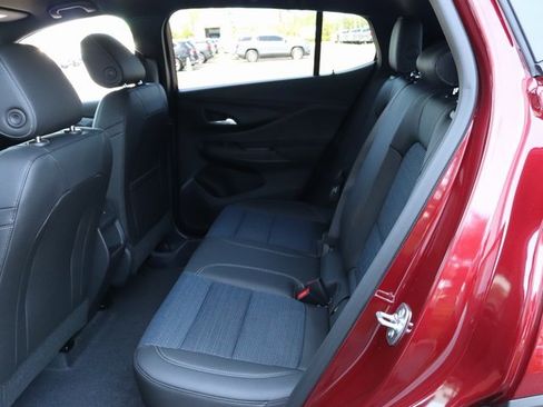 New 2025 Buick Envista Preferred w/ Advanced Safety Package image 12