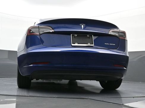 Used 2021 Tesla Model 3 Long Range image 26