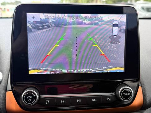 Used 2021 Ford EcoSport SE w/ SE Convenience Package FWD image 18