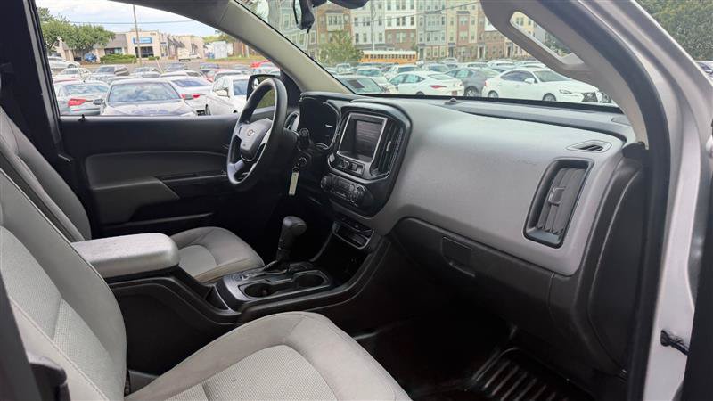 Used 2020 Chevrolet Colorado W/T RWD image 6