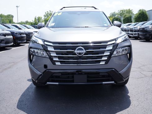 Used 2026 Nissan Rogue Platinum w/ Platinum Premium Package AWD/4WD image 11