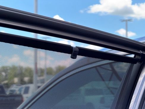 Used 2015 Toyota Highlander XLE FWD image 32