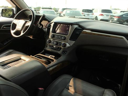 Used 2016 GMC Yukon XL Denali w/ Open Road Package AWD/4WD image 26