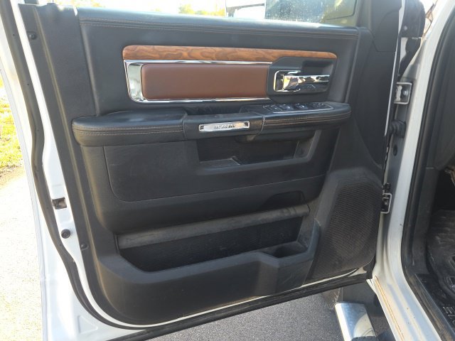 Used 2017 RAM 3500 Laramie Longhorn AWD/4WD image 18