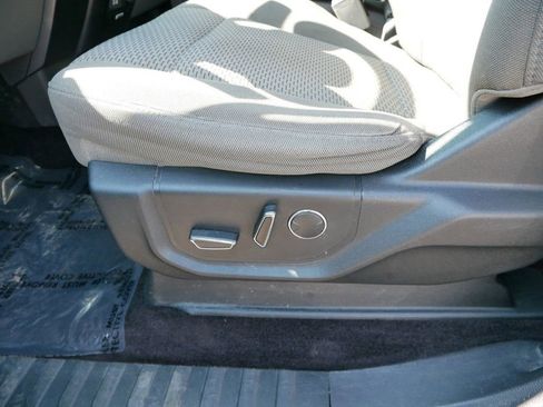 Used 2017 Ford F150 XLT w/ Equipment Group 302A Luxury image 8