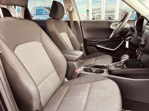 Used 2020 Kia Soul LX image 23