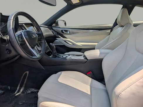 Used 2019 INFINITI Q60 3.0t Luxe w/ Essential Package AWD/4WD image 31