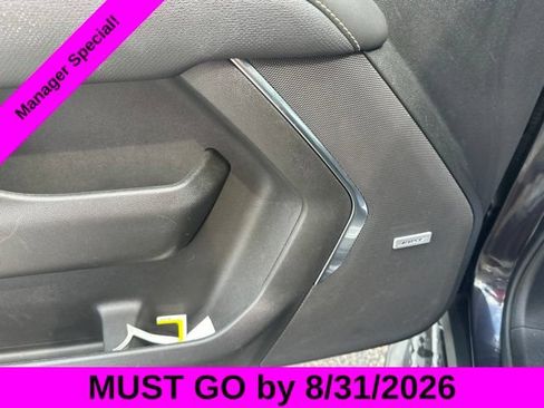 Used 2024 Chevrolet Tahoe Premier AWD/4WD image 14