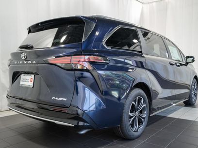New 2026 Toyota Sienna Platinum