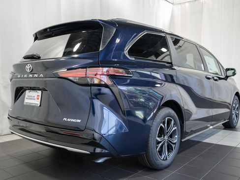 New 2026 Toyota Sienna Platinum AWD/4WD image 4
