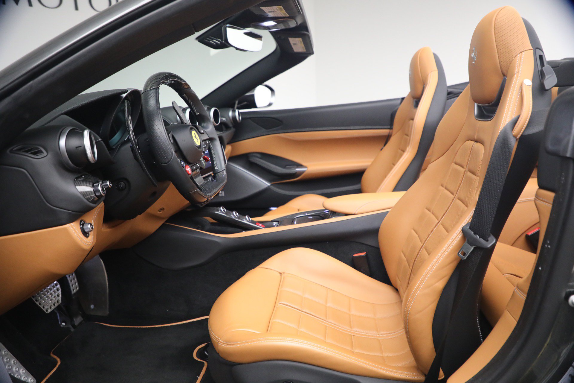 Certified 2019 Ferrari Portofino RWD image 15