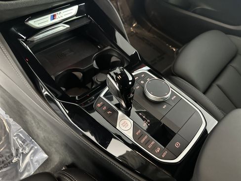 Certified 2025 BMW X4 M40i w/ Premium Package image 16