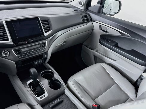 Used 2017 Honda Pilot EX-L image 23
