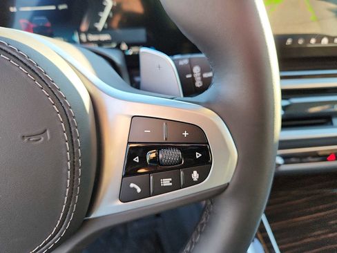 Used 2026 BMW X7 xDrive40i image 21