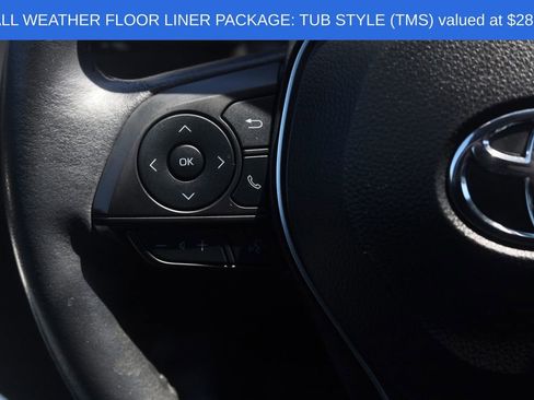 Used 2024 Toyota Corolla SE w/ SE Premium Package FWD image 6