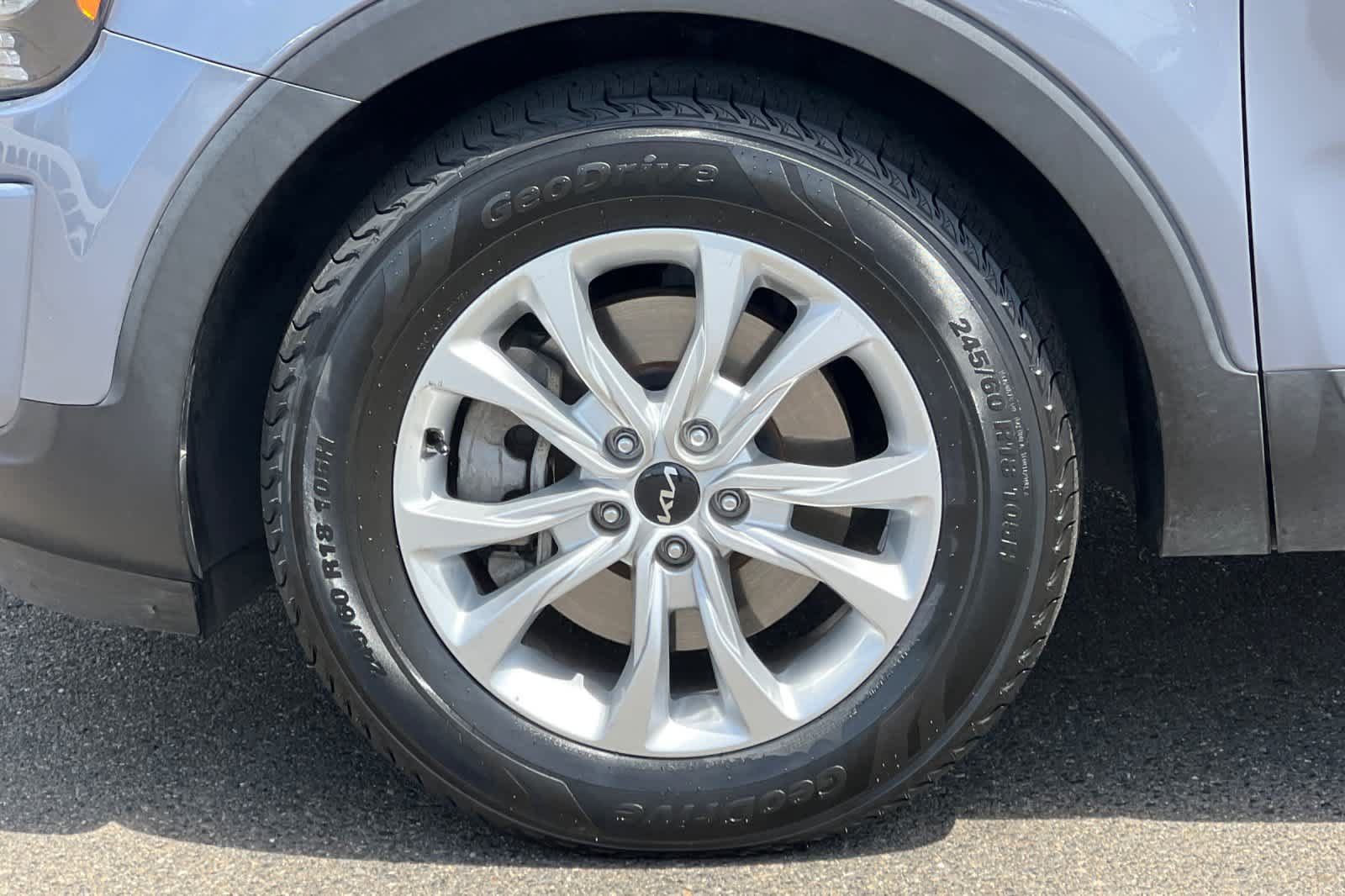 Used 2022 Kia Telluride LX AWD/4WD image 33