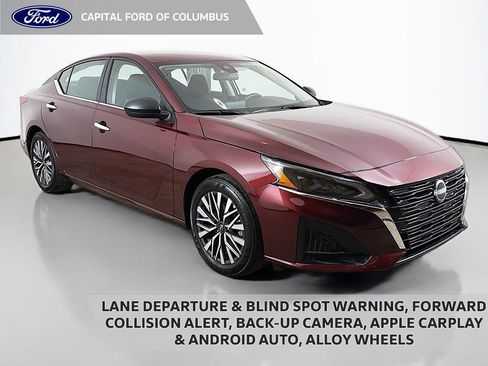 Used 2025 Nissan Altima 2.5 SV FWD image 1