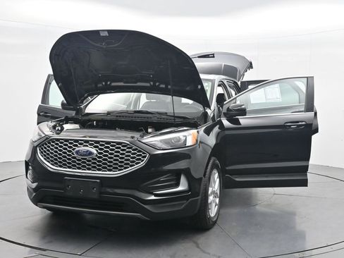 Used 2023 Ford Edge SEL image 34