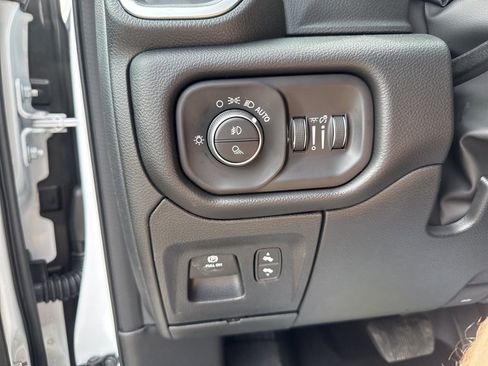 New 2026 RAM 1500 Big Horn AWD/4WD image 17