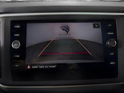 Used 2021 Volkswagen Atlas Cross Sport SE image 22