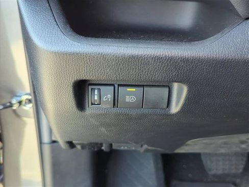 Used 2023 Toyota RAV4 LE FWD image 11