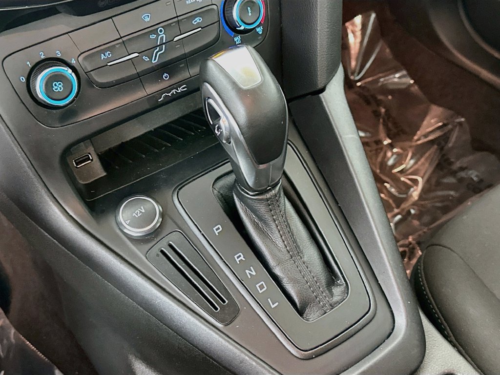 Used 2016 Ford Focus SE FWD image 20