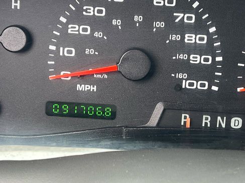 Used 2004 Ford F350 Lariat image 23