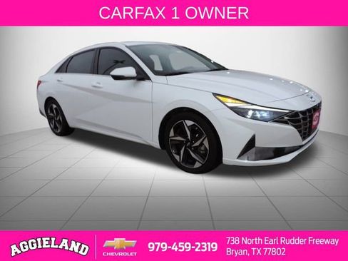 Used 2021 Hyundai Elantra Limited image 1