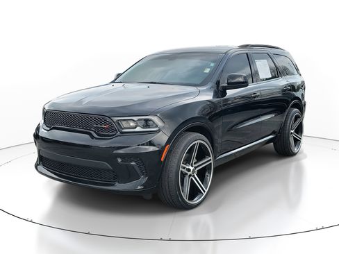 Used 2023 Dodge Durango SXT w/ SXT Blacktop Group image 3