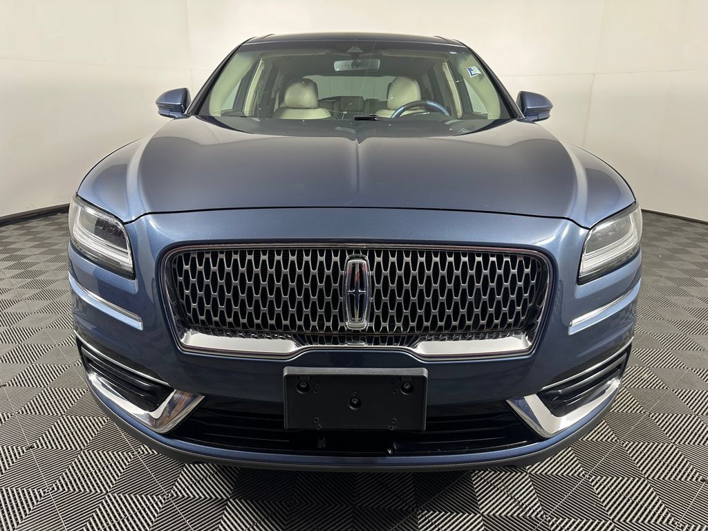 Used 2019 Lincoln Nautilus Premier AWD/4WD image 8