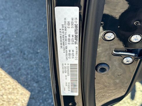 Used 2014 Dodge Challenger Rallye Redline image 31