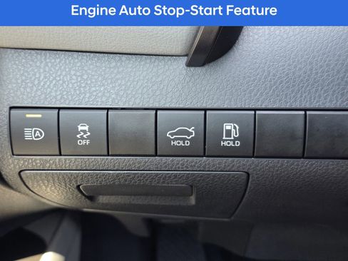 Used 2023 Toyota Camry LE image 28