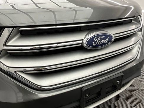 Used 2018 Ford Edge SEL image 22
