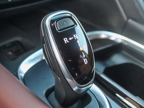 Used 2021 Buick Enclave Avenir w/ Avenir Technology Package image 18