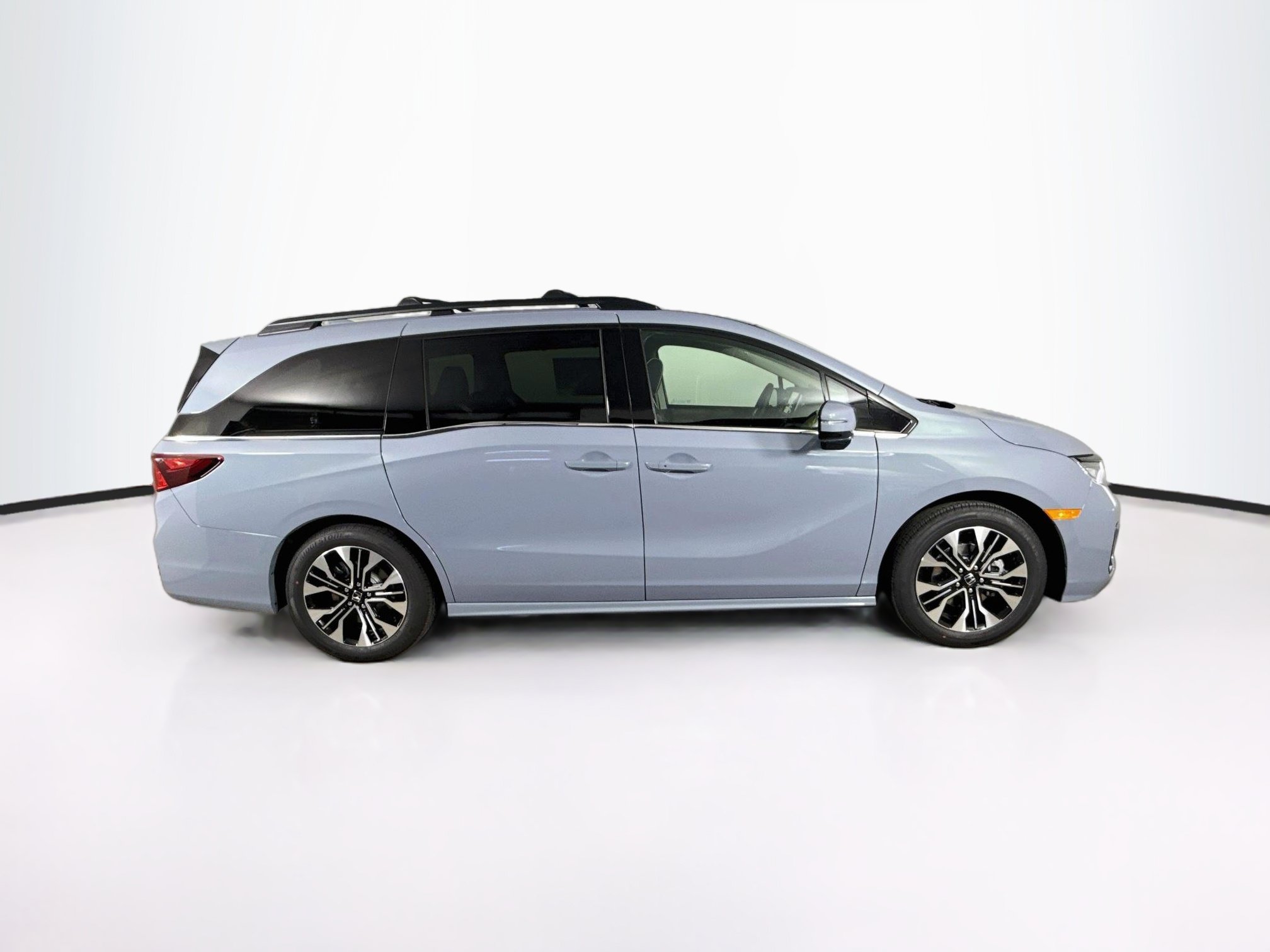 New 2027 Honda Odyssey Elite image 2