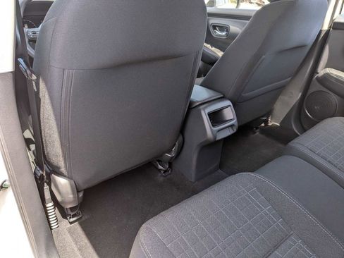 Certified 2025 Honda HR-V LX image 16