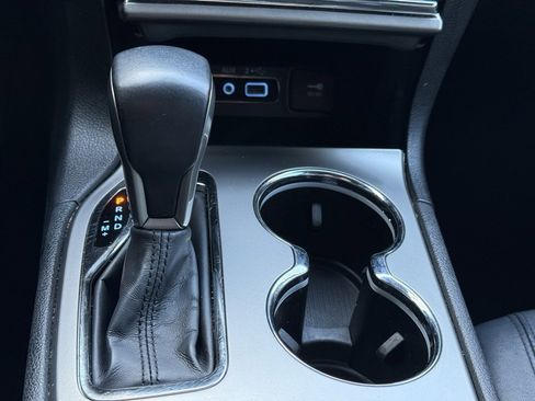 Used 2021 Jeep Grand Cherokee Limited w/ Trailer Tow Group IV image 19