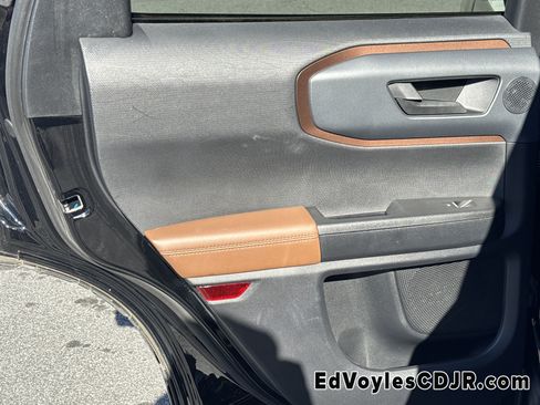 Used 2021 Ford Bronco Sport Outer Banks w/ Outer Banks Package (96D) image 27