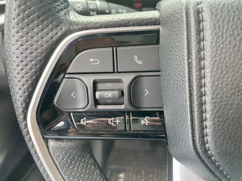 Used 2024 Toyota Tundra Platinum AWD/4WD image 15
