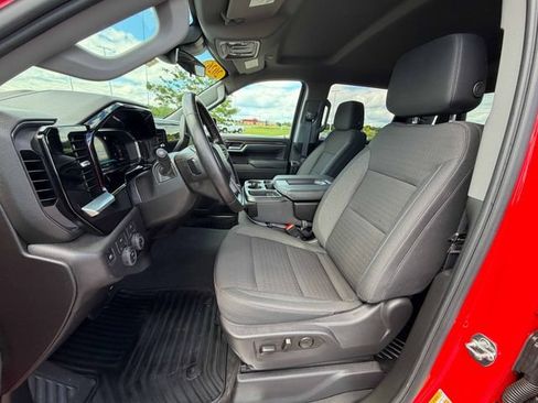 Used 2026 Chevrolet Silverado 1500 LT AWD/4WD image 17