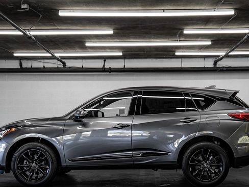 New 2026 Acura RDX SH-AWD image 2