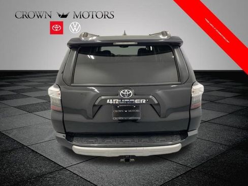 Used 2019 Toyota 4Runner TRD Off-Road Premium AWD/4WD image 5
