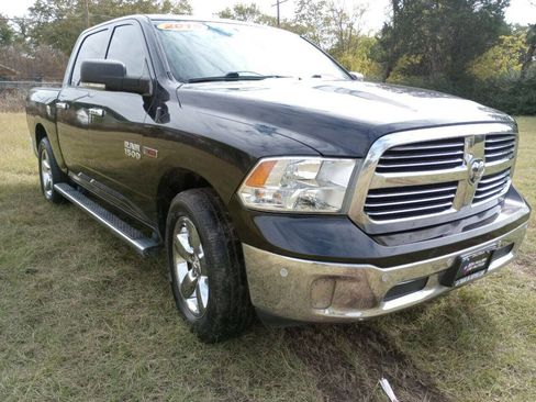 Used 2015 RAM 1500 Lone Star image 3