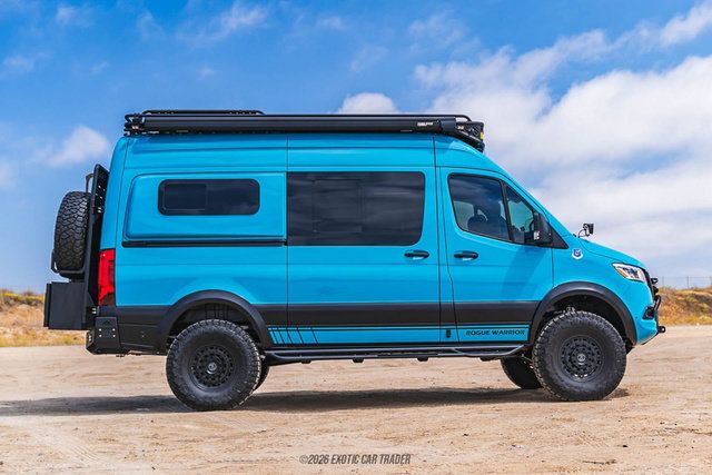 Used 2024 Mercedes-Benz Sprinter 2500 image 9