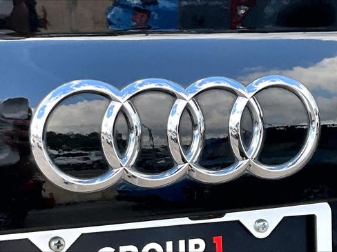 Used 2018 Audi Q7 3.0T Premium AWD/4WD image 31