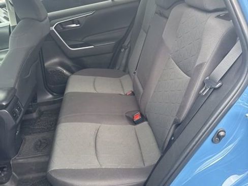 Used 2023 Toyota RAV4 AWD Hybrid image 3