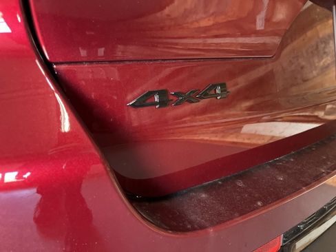 New 2025 Jeep Grand Cherokee L Altitude image 15