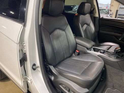 Used 2016 Cadillac SRX Premium image 8