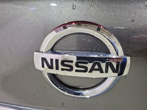 Used 2019 Nissan Sentra SR image 14