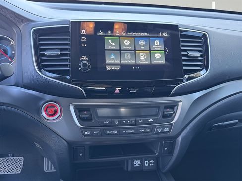 Used 2022 Honda Pilot EX-L image 6